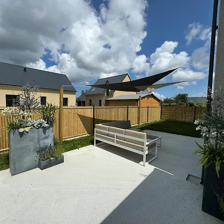 Maison Neuve Contemporaine Villa *